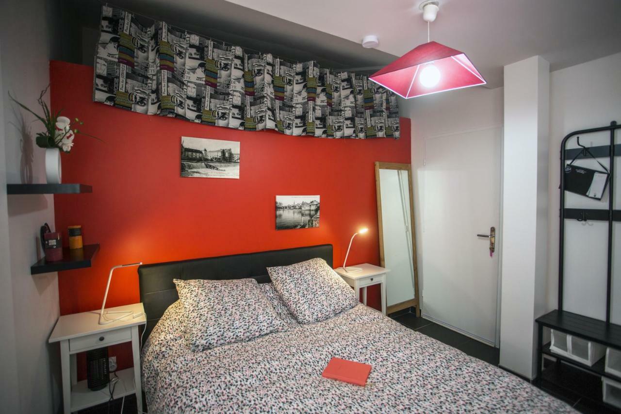 Hôtel Les Tresors De Lizzie à Coutras Extérieur photo
